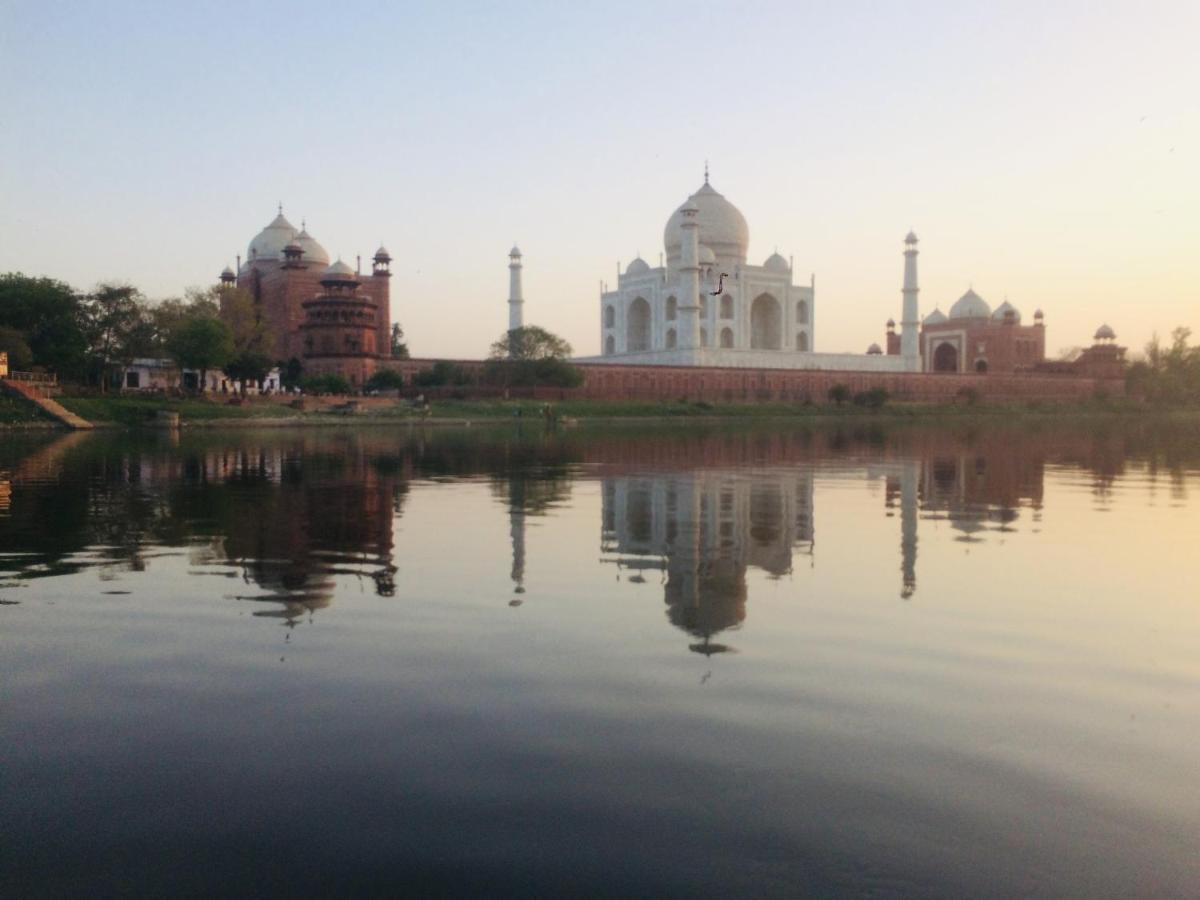 The Taj Homes Agra  Buitenkant foto